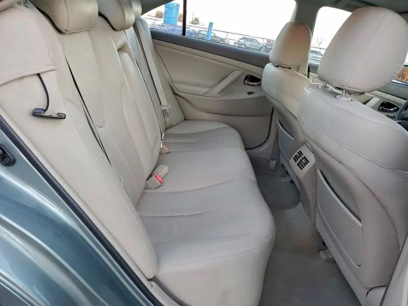 2011 TOYOTA CAMRY HYBRID  