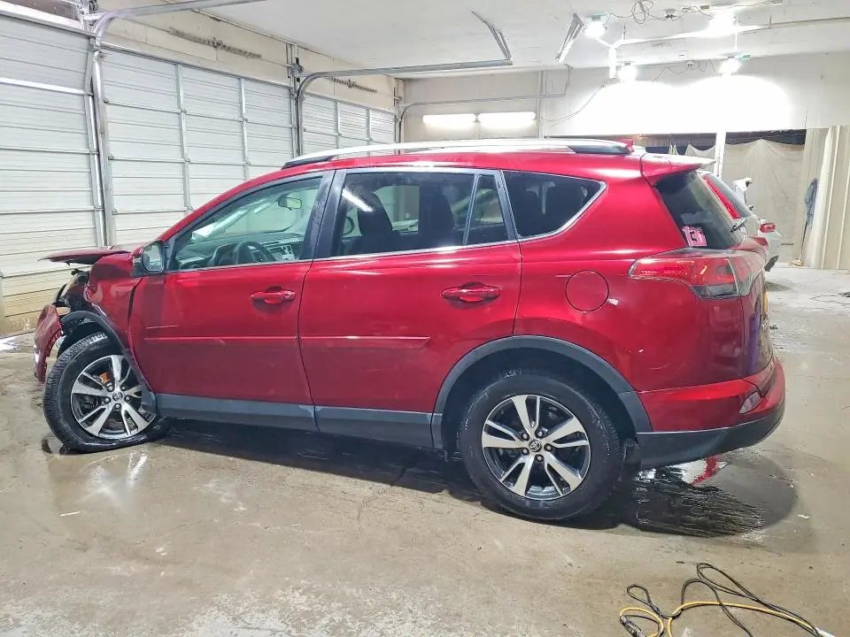 2018 TOYOTA RAV4 XLE  