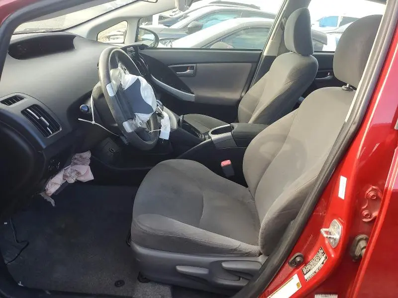 2013 TOYOTA PRIUS TWO  