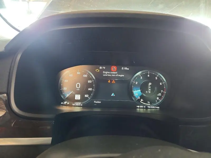 2017 VOLVO S90 T5 MOMENTUM  