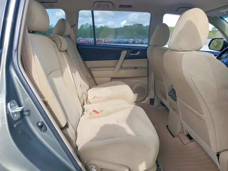 2012 TOYOTA HIGHLANDER BASE  