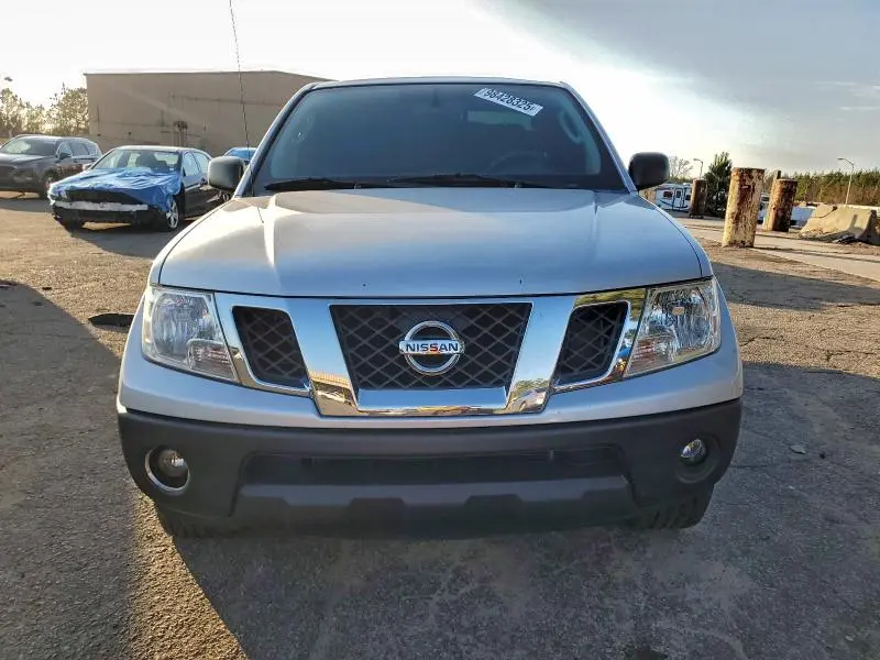 2010 NISSAN FRONTIER KING CAB SE  