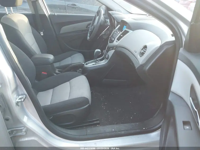 2016 CHEVROLET CRUZE LIMITED LS AUTO