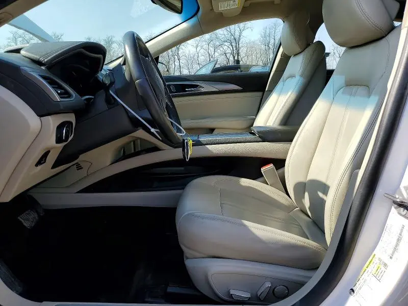 2018 LINCOLN MKZ PREMIERE  