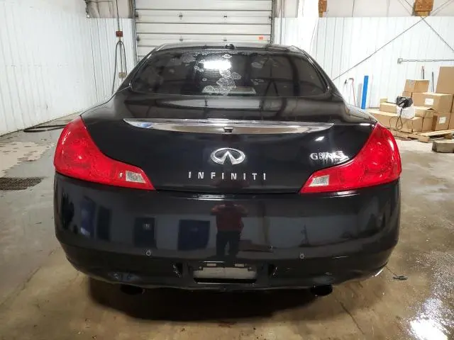 2011 INFINITI G37   