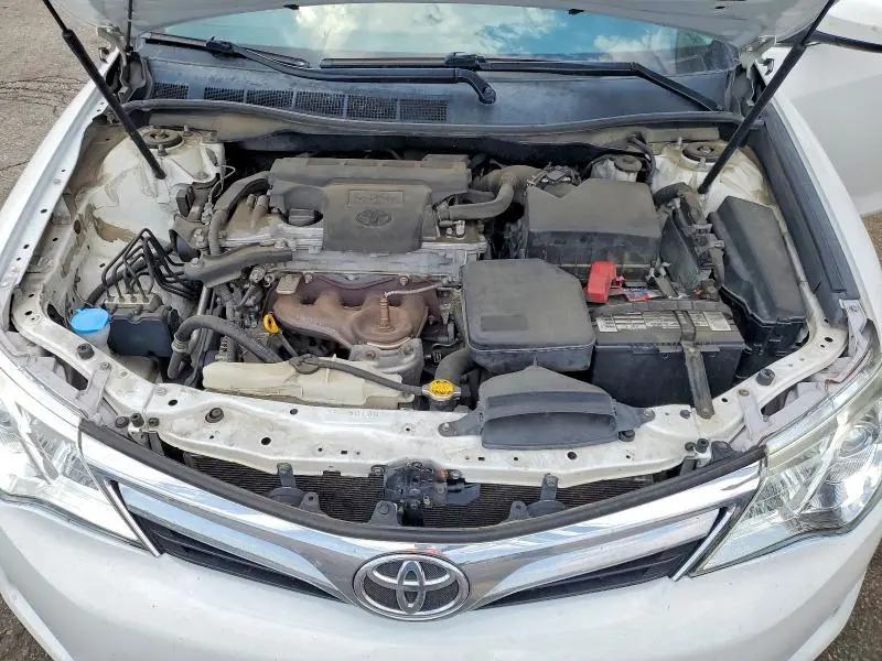 2012 TOYOTA CAMRY LE  