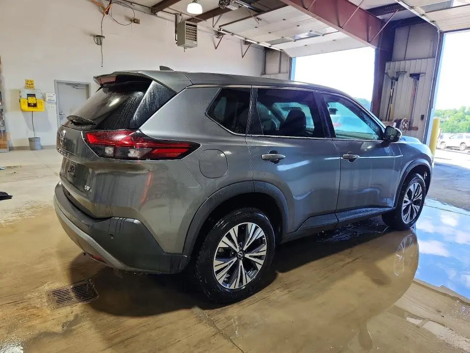 2022 NISSAN ROGUE SV  