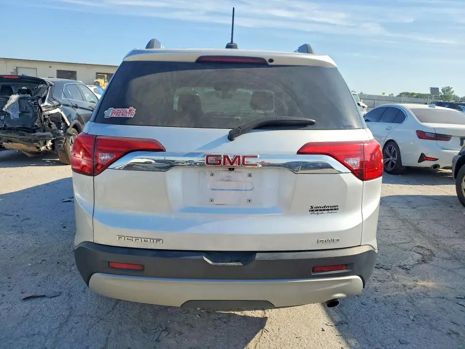 2018 GMC ACADIA SLE  
