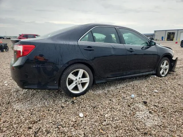 2012 TOYOTA CAMRY SE  