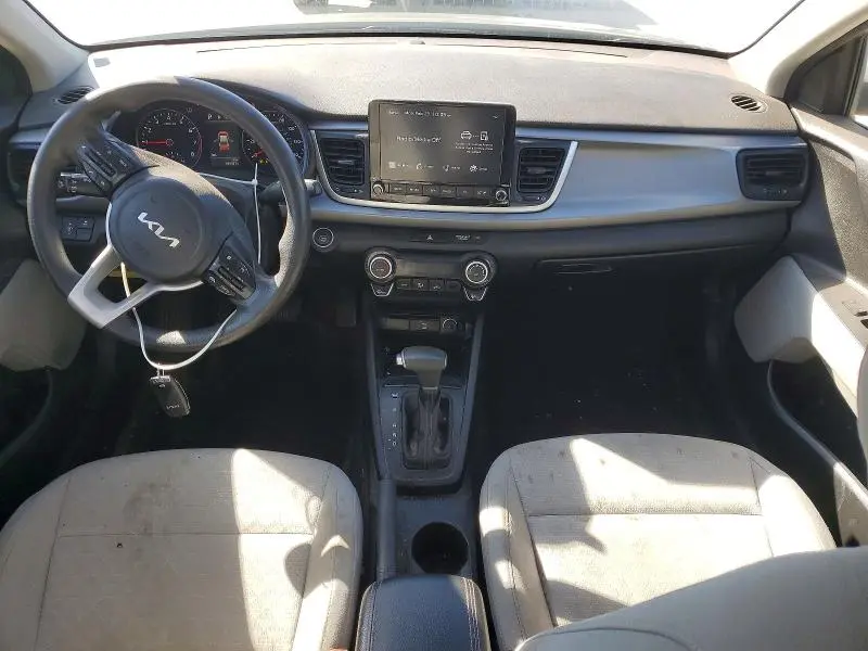 2022 KIA RIO LX  