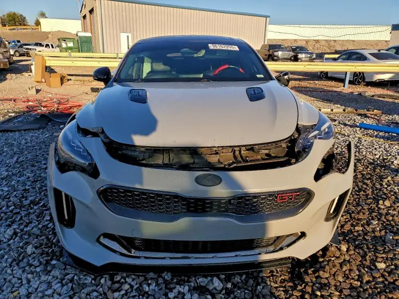 2022 KIA STINGER GT1  