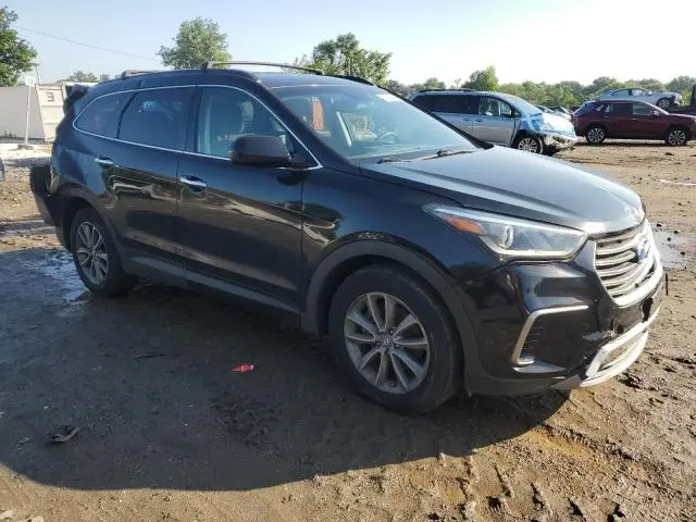 2018 HYUNDAI SANTA FE SE  