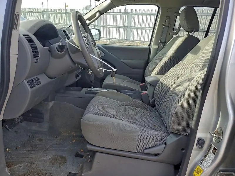 2016 NISSAN FRONTIER S  