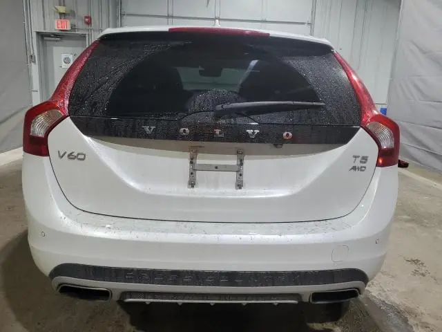2017 VOLVO V60 CROSS COUNTRY PREMIER  