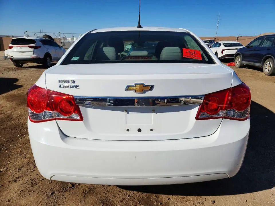 2011 CHEVROLET CRUZE LS  
