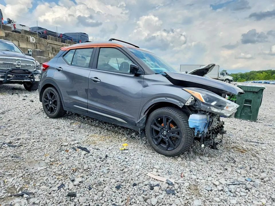 2020 NISSAN KICKS SR  