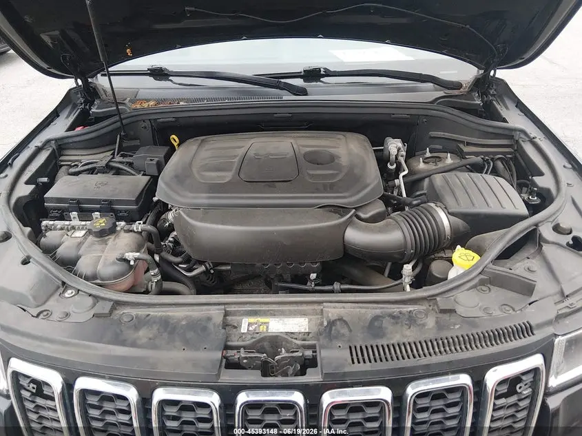 2019 JEEP GRAND CHEROKEE LAREDO E 4X4