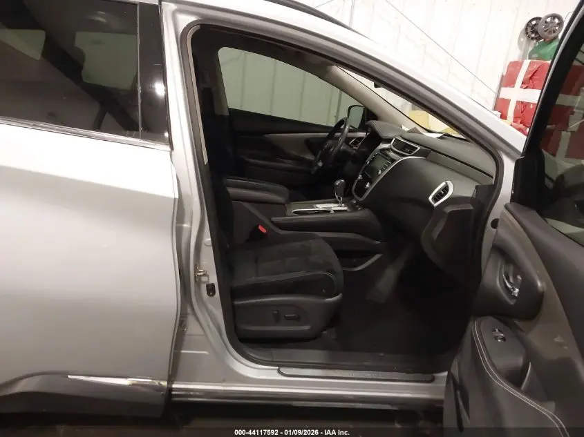 2018 NISSAN MURANO SV