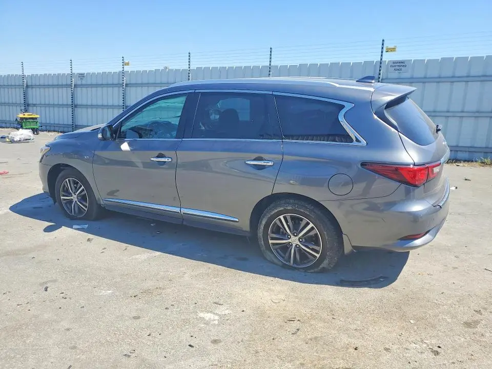 2019 INFINITI QX60 LUXE  