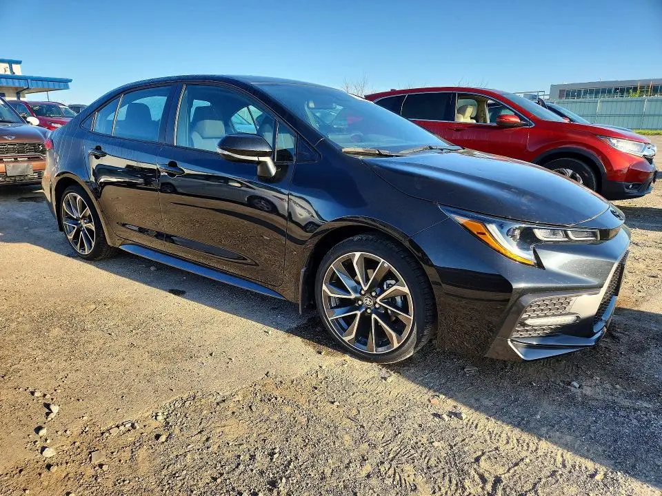 2022 TOYOTA COROLLA SE  