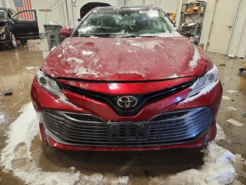2018 TOYOTA CAMRY XLE  