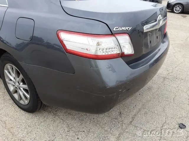 2011 TOYOTA CAMRY HYBRID 
