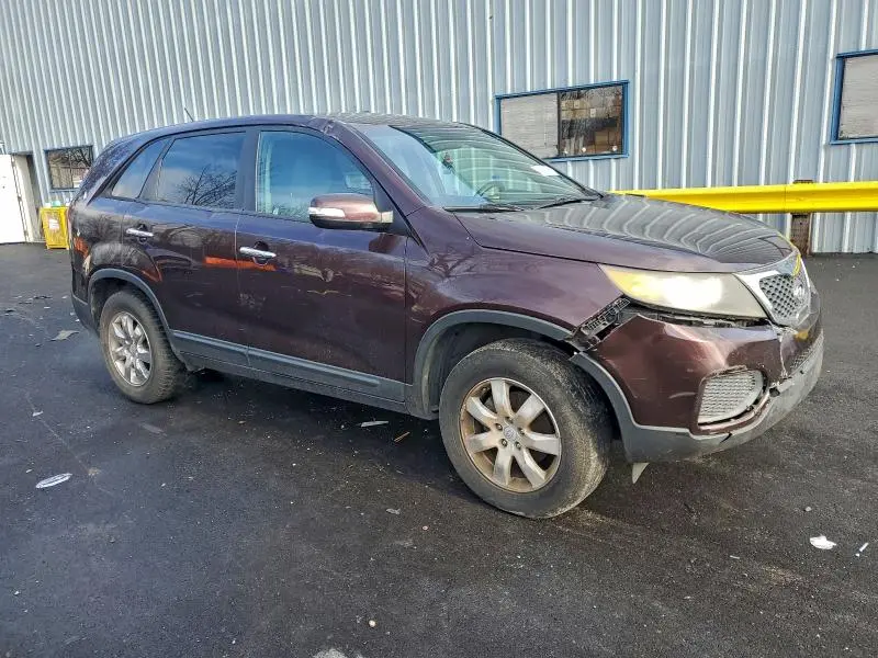 2011 KIA SORENTO BASE  