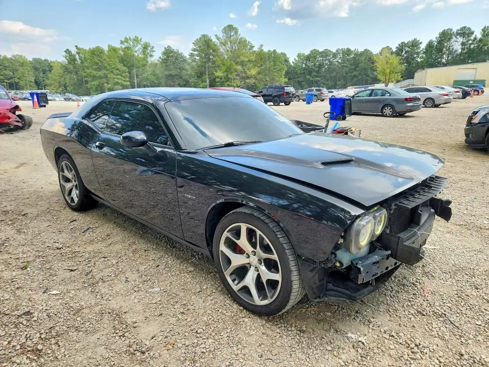 2015 DODGE CHALLENGER SXT PLUS  
