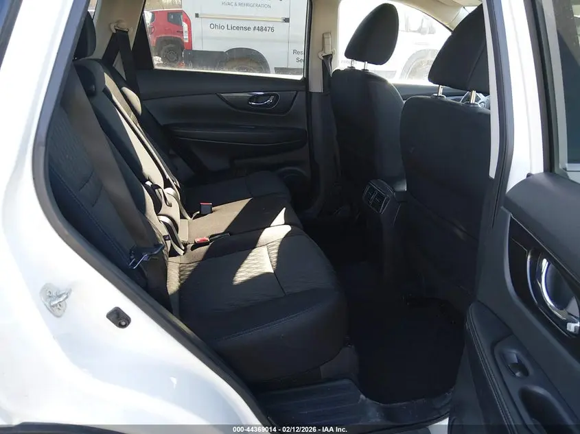 2018 NISSAN ROGUE SV