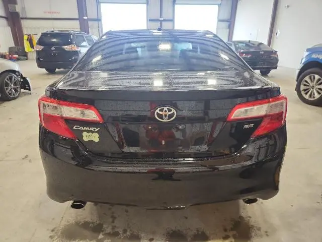 2012 TOYOTA CAMRY SE V6  