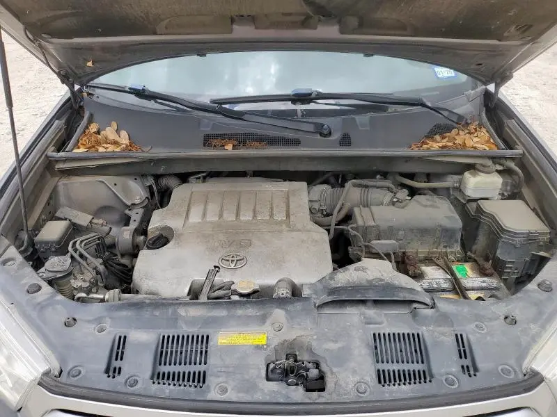 2012 TOYOTA HIGHLANDER LIMITED  