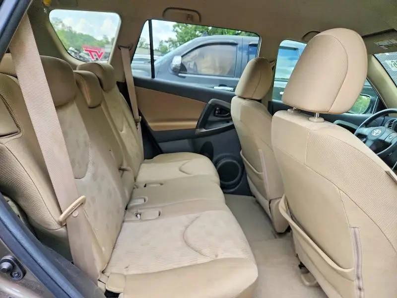 2011 TOYOTA RAV4 BASE  