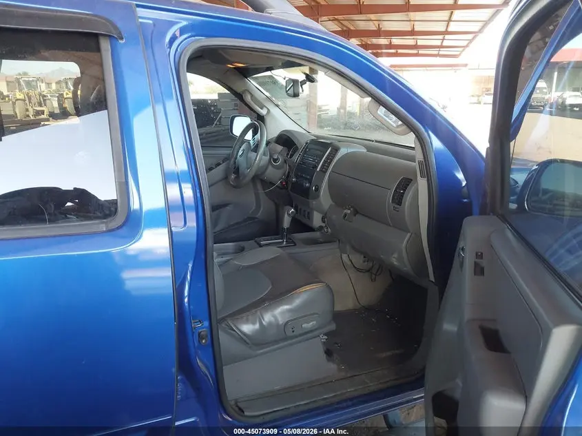 2012 NISSAN FRONTIER SL