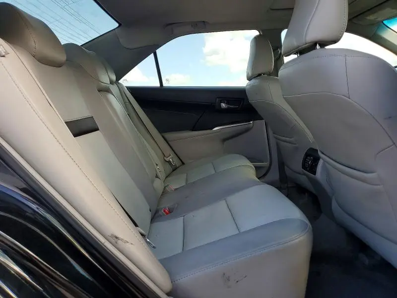 2013 TOYOTA CAMRY XLE V6  