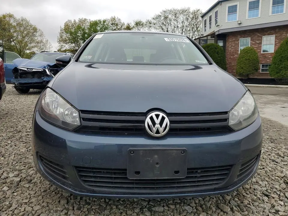 2011 VOLKSWAGEN GOLF   