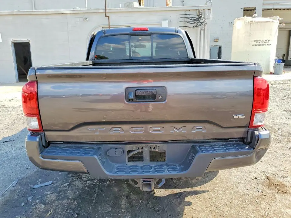 2017 TOYOTA TACOMA TRD SPORT  