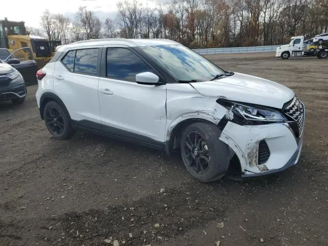 2021 NISSAN KICKS SV  