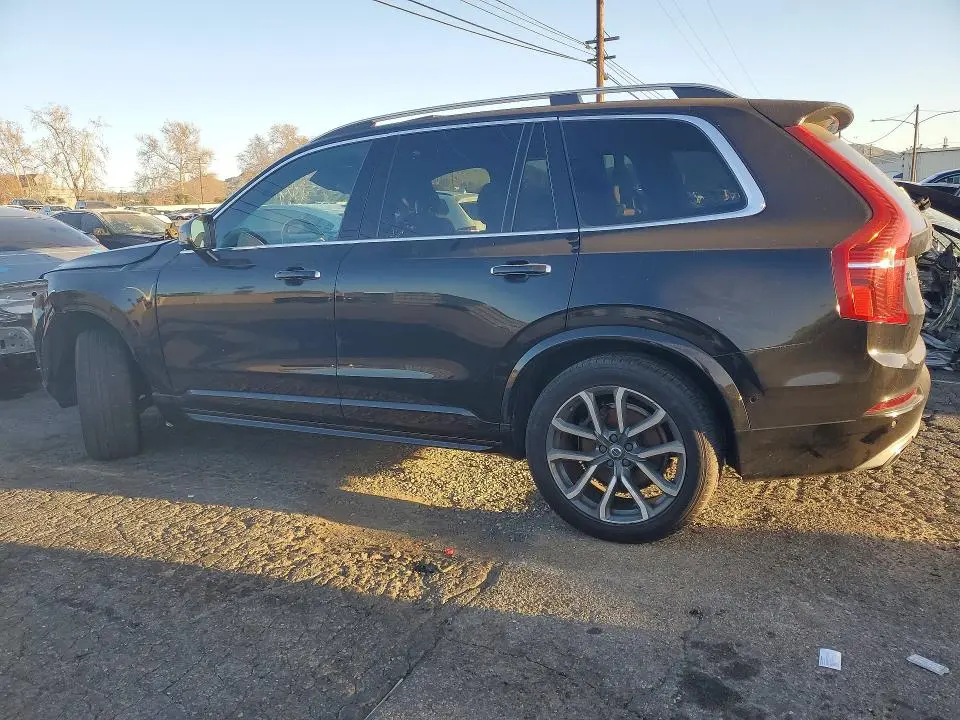 2018 VOLVO XC90 T6  