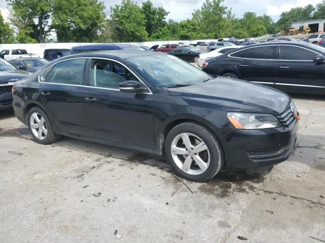 2013 VOLKSWAGEN PASSAT SE