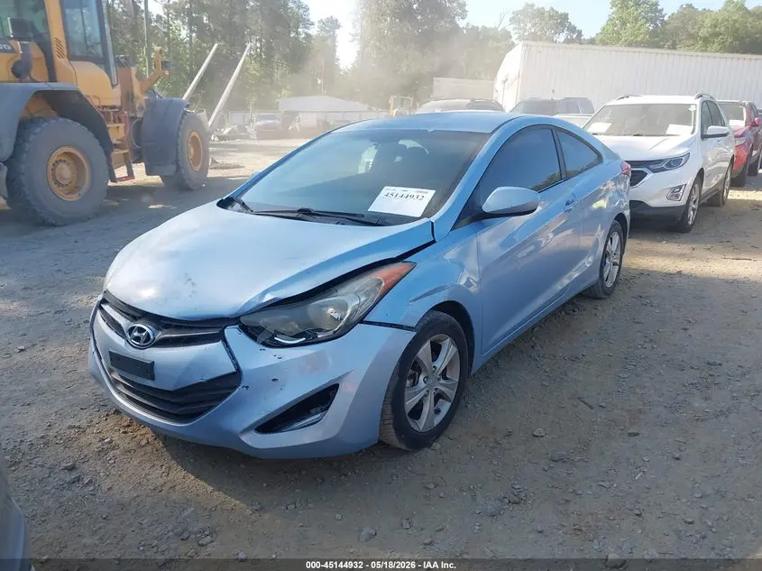 2013 HYUNDAI ELANTRA GS