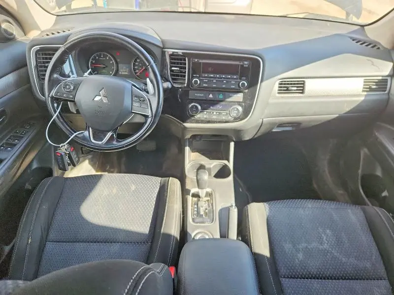 2016 MITSUBISHI OUTLANDER SE  