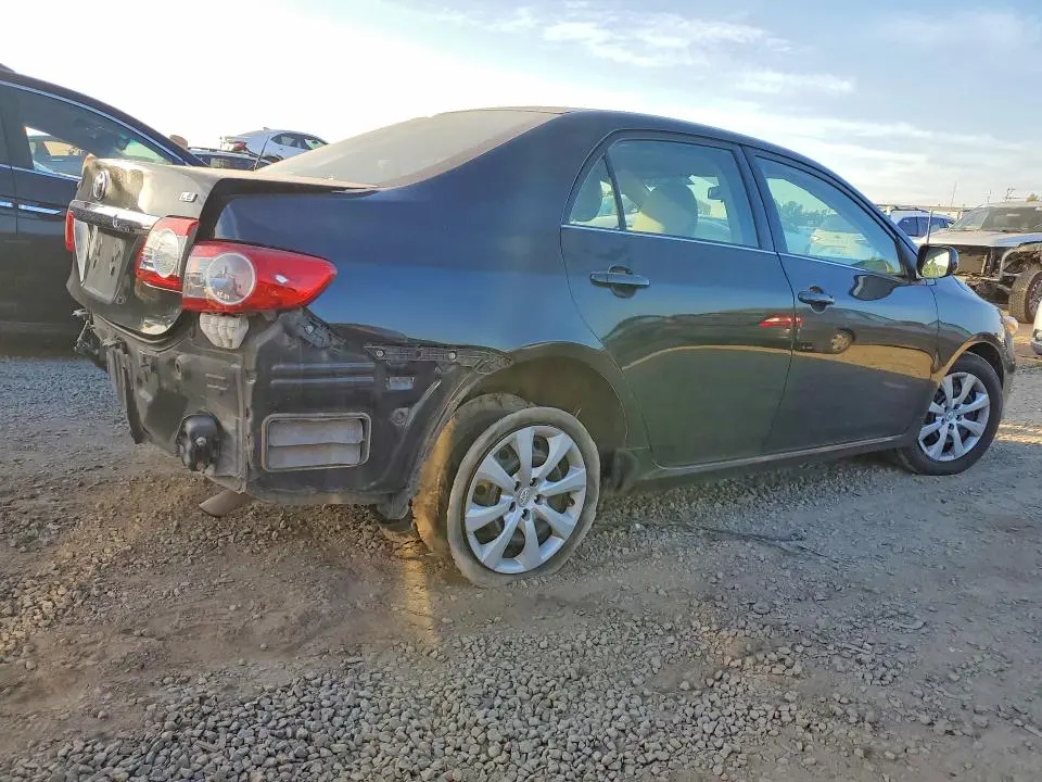 2013 TOYOTA COROLLA LE  
