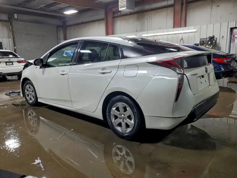 2016 TOYOTA PRIUS   