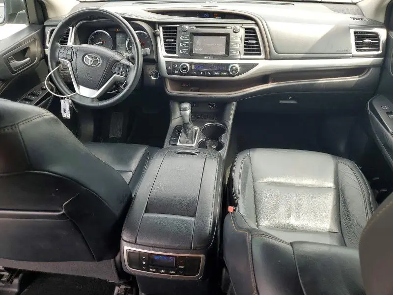 2014 TOYOTA HIGHLANDER XLE  