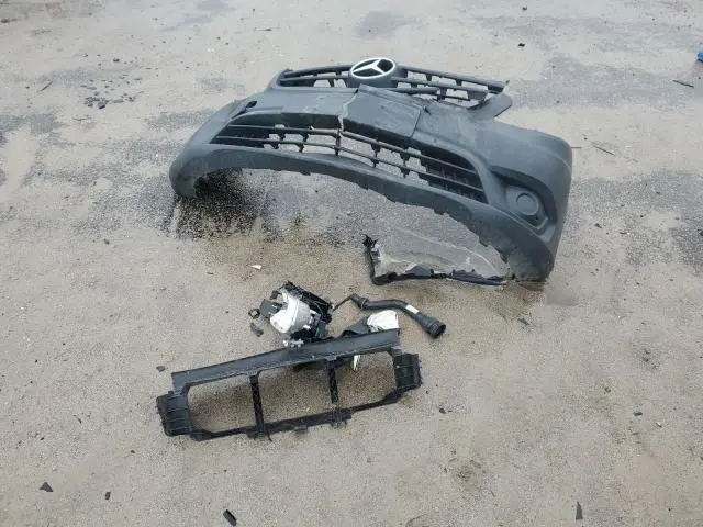 2019 MERCEDES-BENZ METRIS   