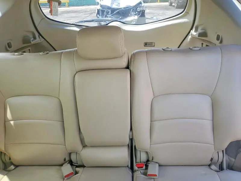 2012 NISSAN MURANO S  