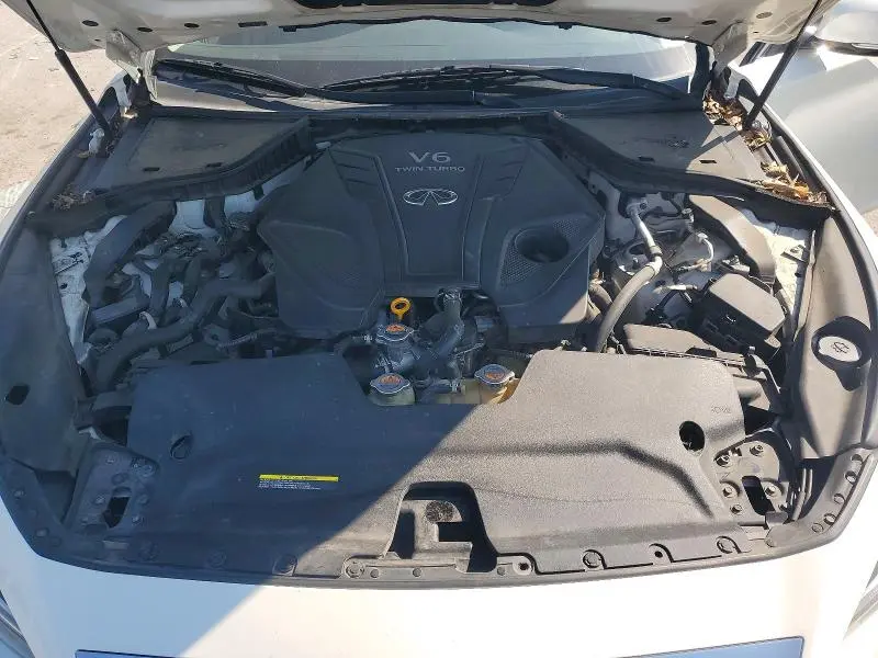2021 INFINITI Q50 LUXE  