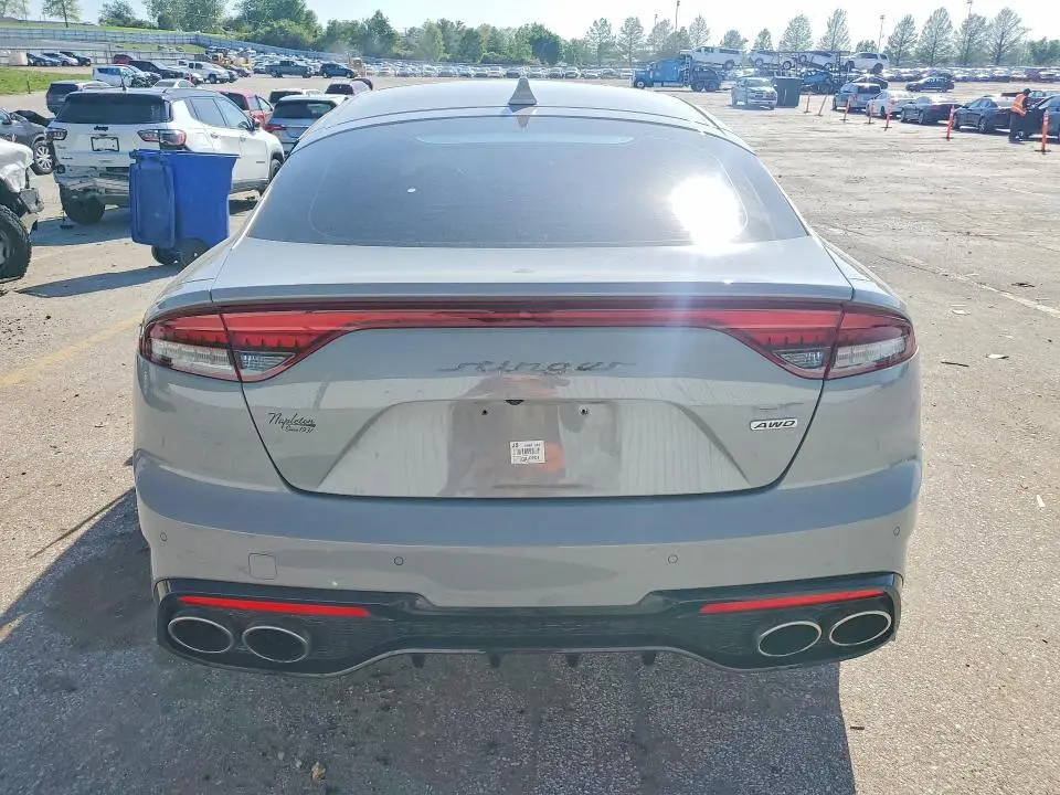 2022 KIA STINGER GT1  
