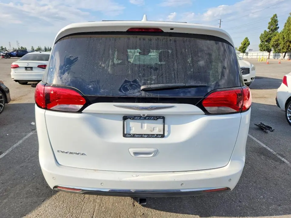2018 CHRYSLER PACIFICA TOURING L PLUS  