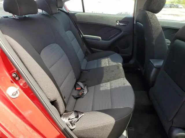 2018 KIA FORTE LX  